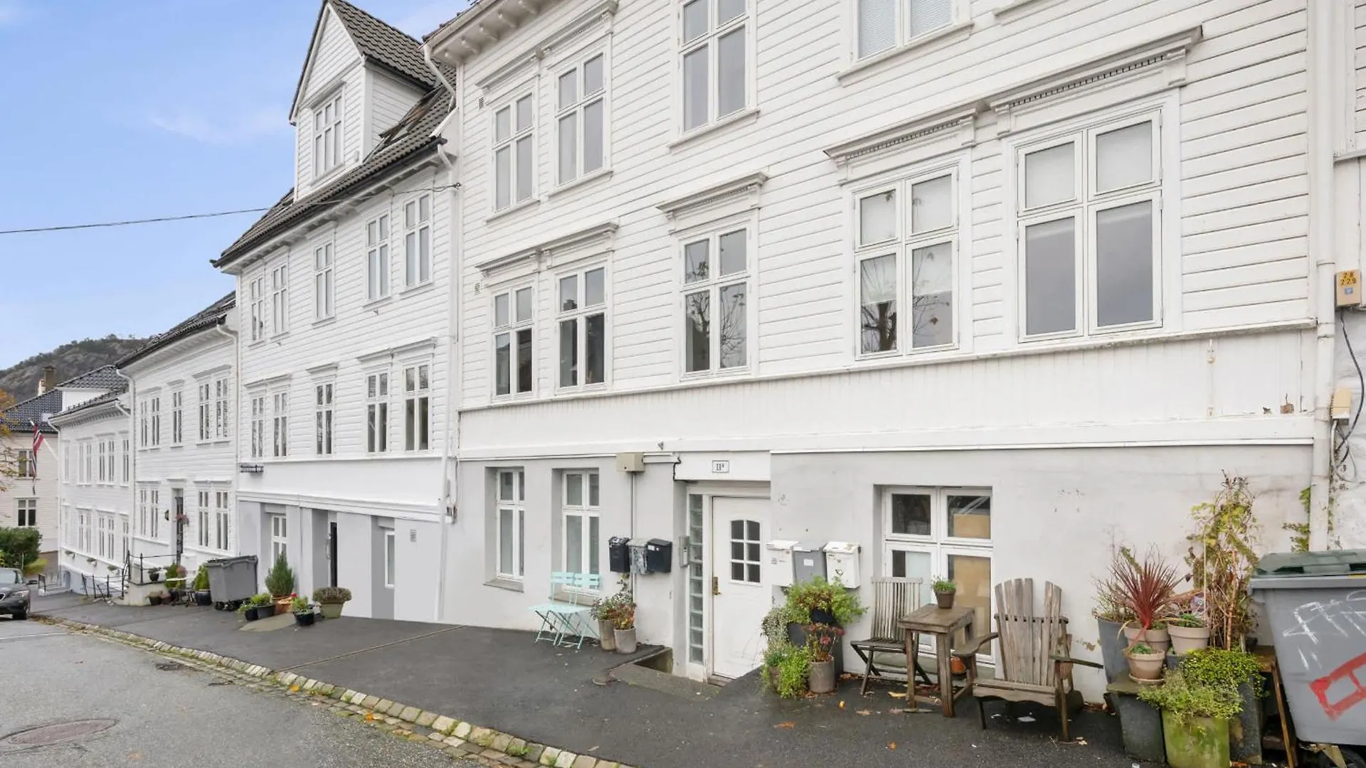 New Sandviken Apartment With Stunning View Bergen